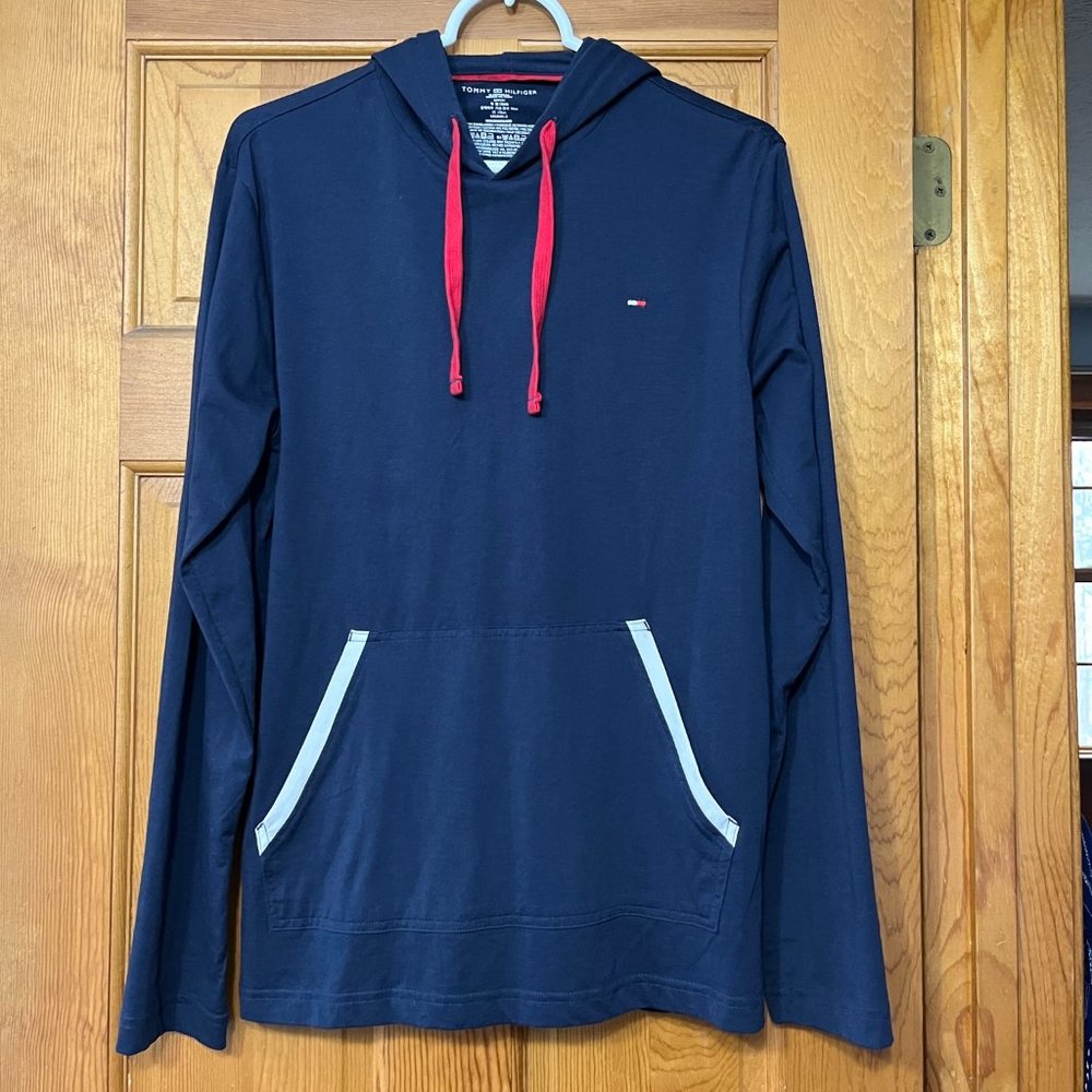 mens size small tommy hilfiger hooded top (sleepwear)